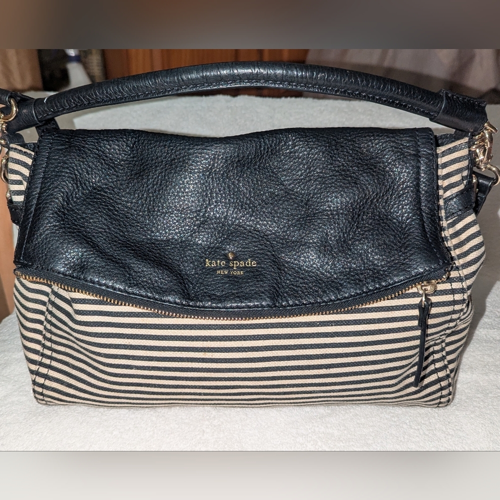 Kate Spade Cobble Hill New York Black and Tan  Shoulder Bag with Nautical Flair